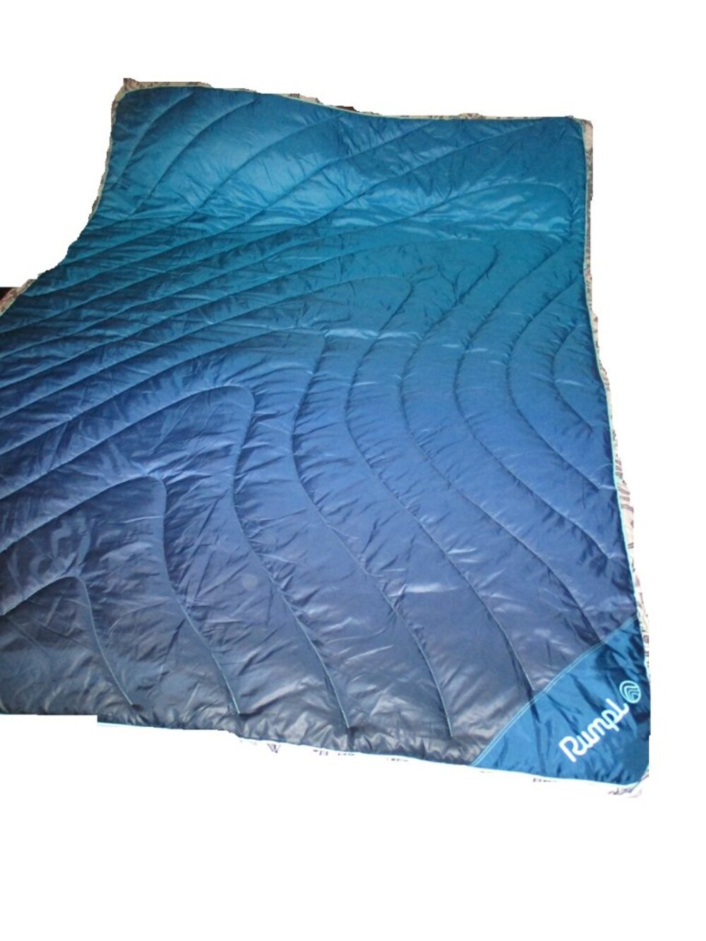Like New Rumpl Original Puffy Blanket - Ocean Fade (1-Person, 52" x 75") Ombre'